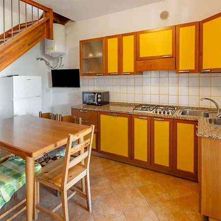 Borgo Stella Y *